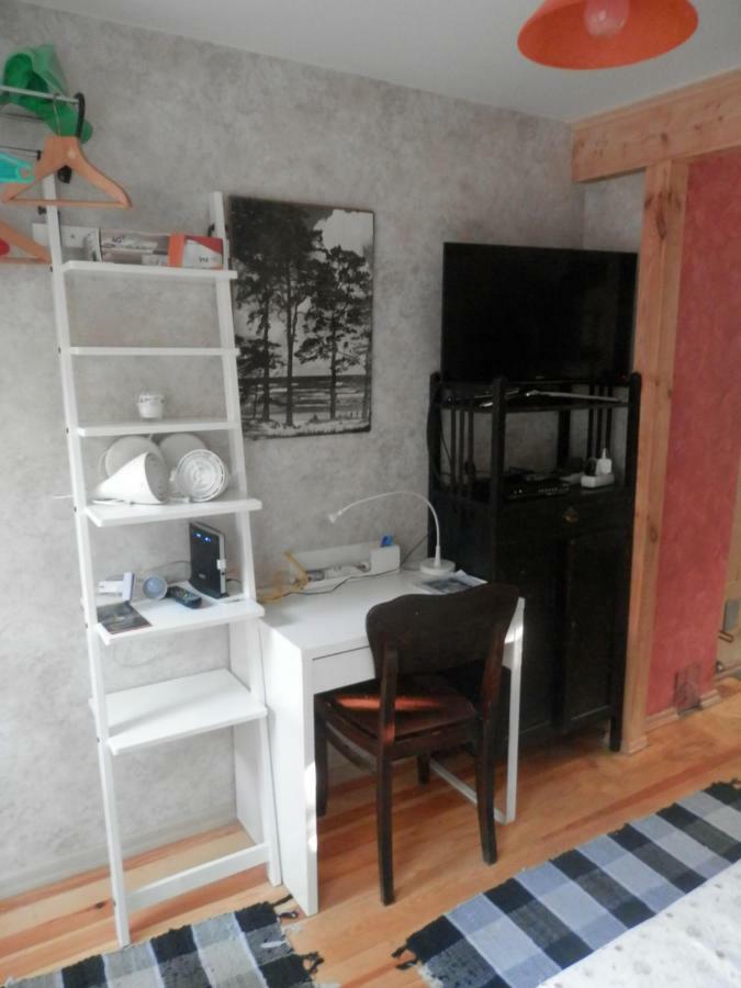 Apartments Near The Concert Hall Dzintari Jurmala Room photo